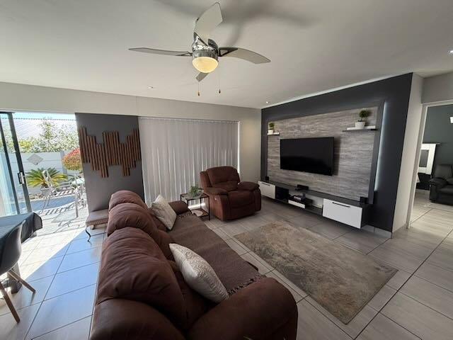 5 Bedroom Property for Sale in Reebok Western Cape